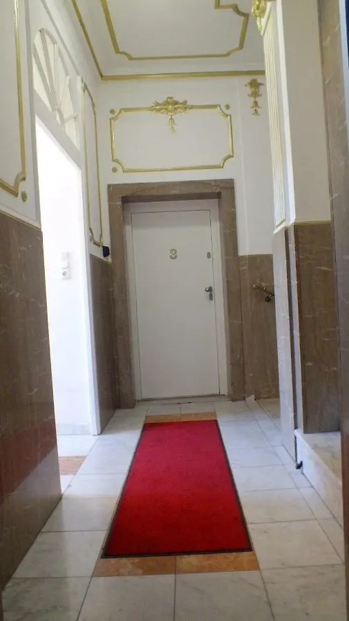 Royal Palace Home Viena