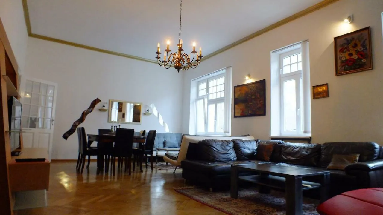 Royal Palace Home Viena Apartament