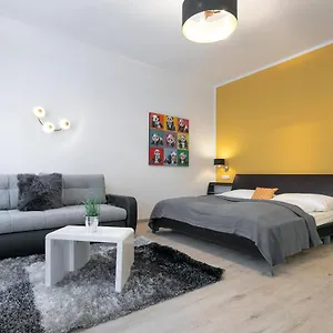 Wf-apartment Zentral, Trendig & Modern, Westbahnhof Wiedeń