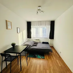 https://city-view-rooms.warsawhotelspoland.com
