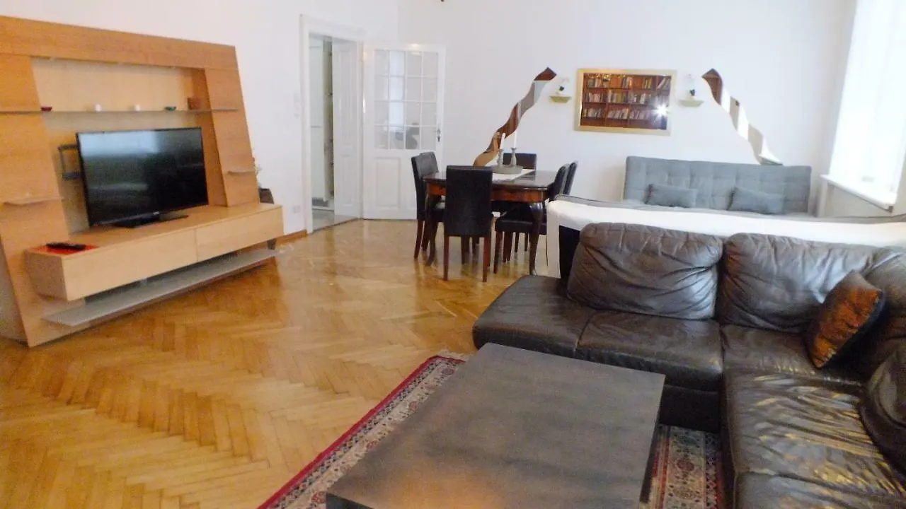Apartment Royal Palace Home Vienna