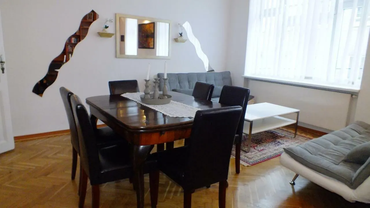 Royal Palace Home Viena Apartamento